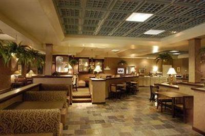 фото отеля Best Western Plus Airport East/Expo Center