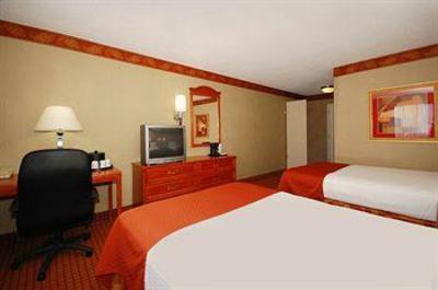 фото отеля Best Western Plus Airport East/Expo Center