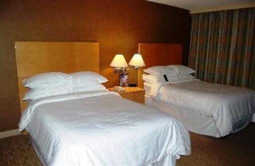 фото отеля Sheraton Tucson Hotel and Suites