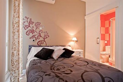 фото отеля Hostal Foster Madrid