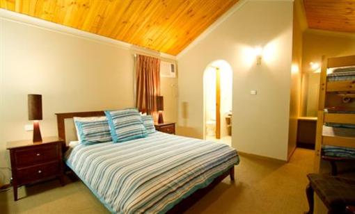 фото отеля Riverwood Downs Mountain Valley Resort