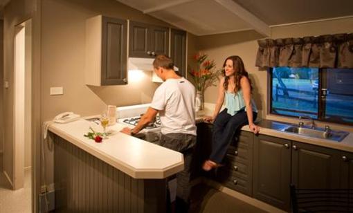 фото отеля Riverwood Downs Mountain Valley Resort