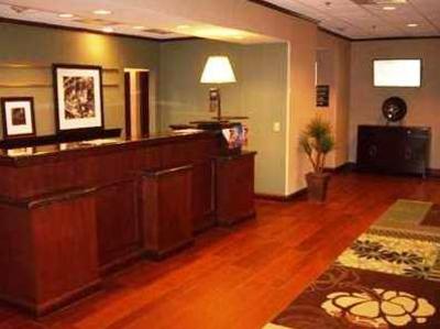 фото отеля Hampton Inn & Suites Savannah Airport