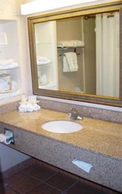 фото отеля Holiday Inn Express Hotel & Suites Bastrop