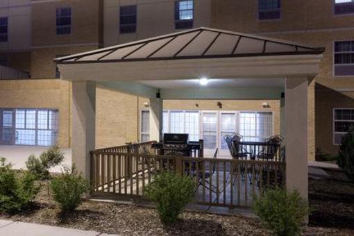 фото отеля Candlewood Suites Meridian Business Center
