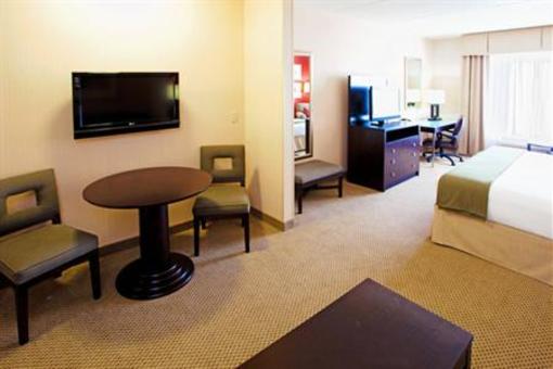 фото отеля Holiday Inn Express Hotel & Suites Washington DC-Northeast