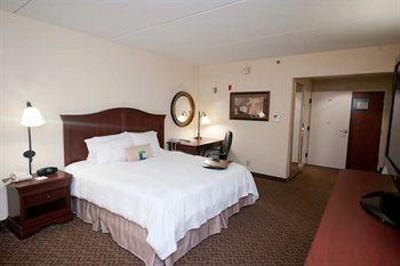 фото отеля Hampton Inn Richmond North / Ashland
