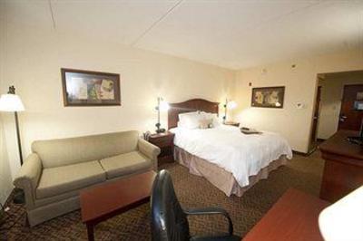 фото отеля Hampton Inn Richmond North / Ashland