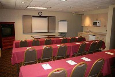 фото отеля Hampton Inn Richmond North / Ashland