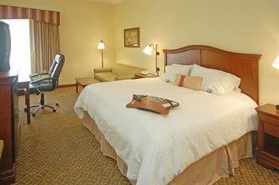 фото отеля Hampton Inn Richmond North / Ashland