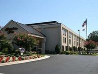 Hampton Inn Richmond North / Ashland