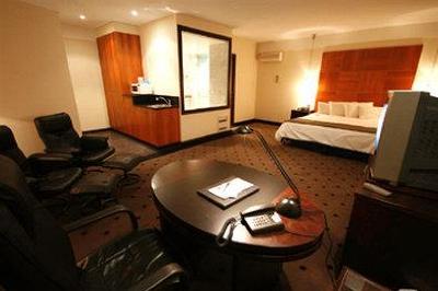 фото отеля BEST WESTERN A Centretown