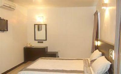 фото отеля Hotel T.A.P. Goldcrest Bangalore