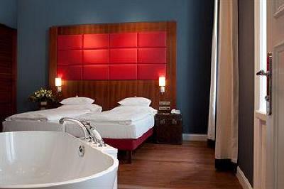фото отеля Best Western Premier Kaiserhof Wien