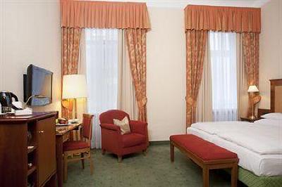 фото отеля Best Western Premier Kaiserhof Wien