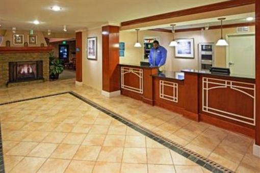 фото отеля Staybridge Suites--Wilmington/Newark