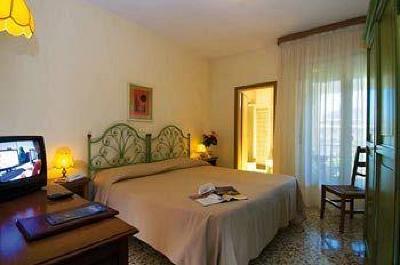 фото отеля Bisesti Hotel Garda