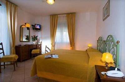 фото отеля Bisesti Hotel Garda