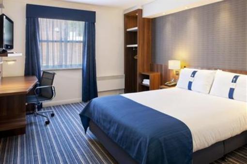 фото отеля Holiday Inn Express Leeds East