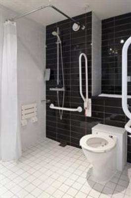 фото отеля Holiday Inn Express Leeds East
