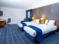 Holiday Inn Express Leeds East
