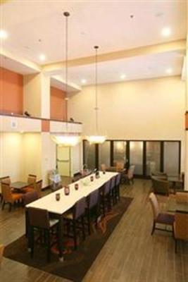 фото отеля Hampton Inn & Suites Fargo