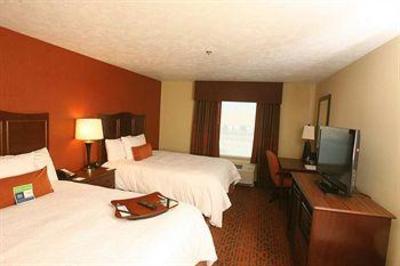 фото отеля Hampton Inn & Suites Fargo