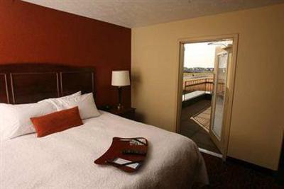 фото отеля Hampton Inn & Suites Fargo
