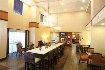 фото отеля Hampton Inn & Suites Fargo