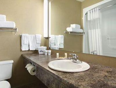фото отеля Days Inn & Suites West Edmonton