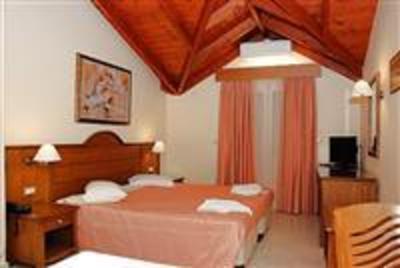 фото отеля Planos Beach Hotel