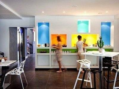 фото отеля Logis Hotel Les Fleurines