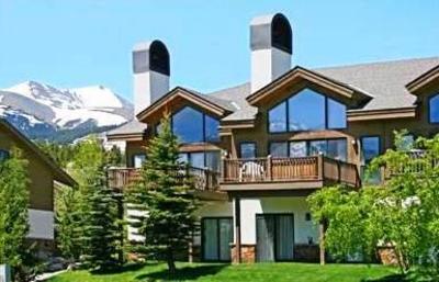 фото отеля One Breckenridge Place