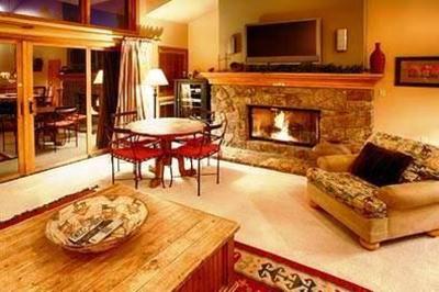 фото отеля One Breckenridge Place