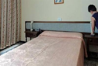фото отеля Abrat Hotel