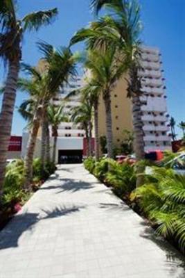 фото отеля Las Flores Beach Resort Mazatlan