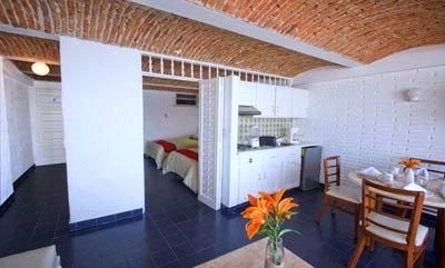 фото отеля Las Flores Beach Resort Mazatlan