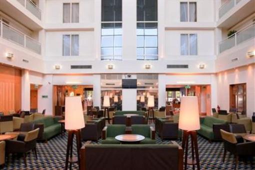 фото отеля Holiday Inn Milton Keynes