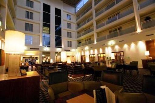 фото отеля Holiday Inn Milton Keynes