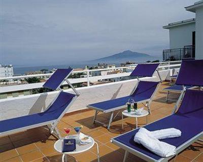 фото отеля Caravel Hotel Sant'Agnello