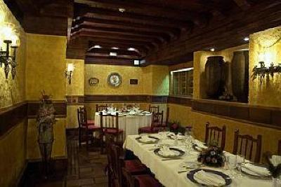 фото отеля Hostal Torrejon De Ardoz
