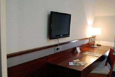 фото отеля Hostal Torrejon De Ardoz