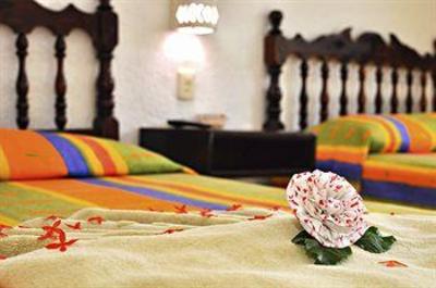 фото отеля Maya Bric Hotel Playa del Carmen