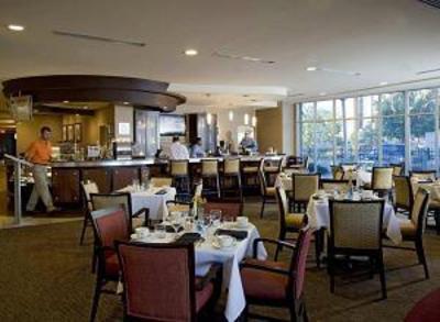 фото отеля DoubleTree by Hilton Hotel Baton Rouge