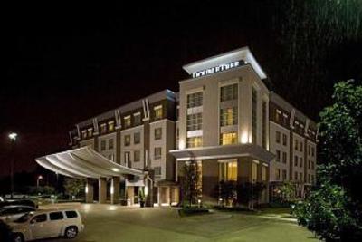 фото отеля DoubleTree by Hilton Hotel Baton Rouge
