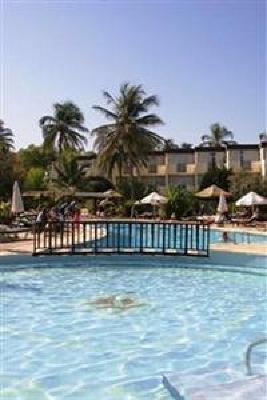 фото отеля Kombo Beach Hotel