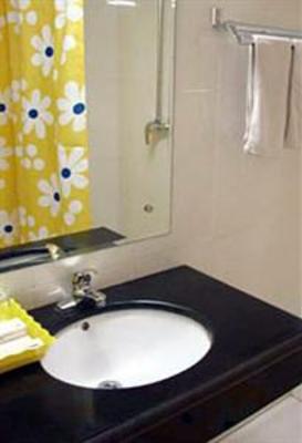 фото отеля Education Hotel Changchun (Jiaoyu Binguan)