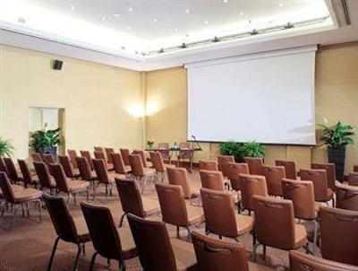фото отеля Starhotels Tourist