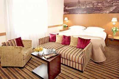 фото отеля Starhotels Tourist