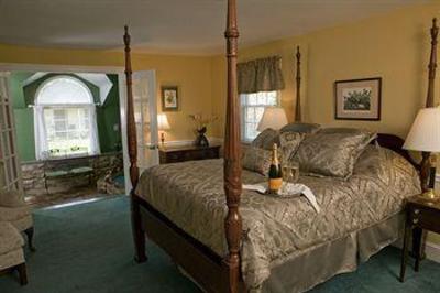 фото отеля Joseph Ambler Inn North Wales